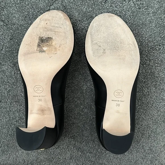 Timeless CHANEL lambskin open toe chain gold shoes size 38 - Picture 7 of 8